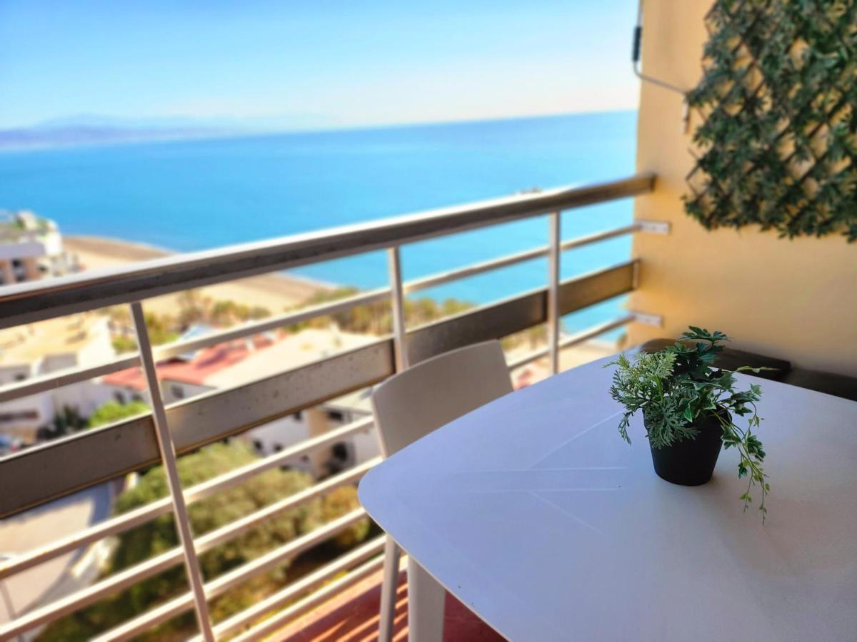 Apartamento Torre De La Roca Actual Torremolinos Dış mekan fotoğraf