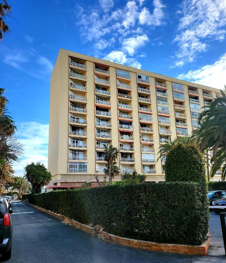 Apartamento Torre De La Roca Actual Torremolinos Dış mekan fotoğraf