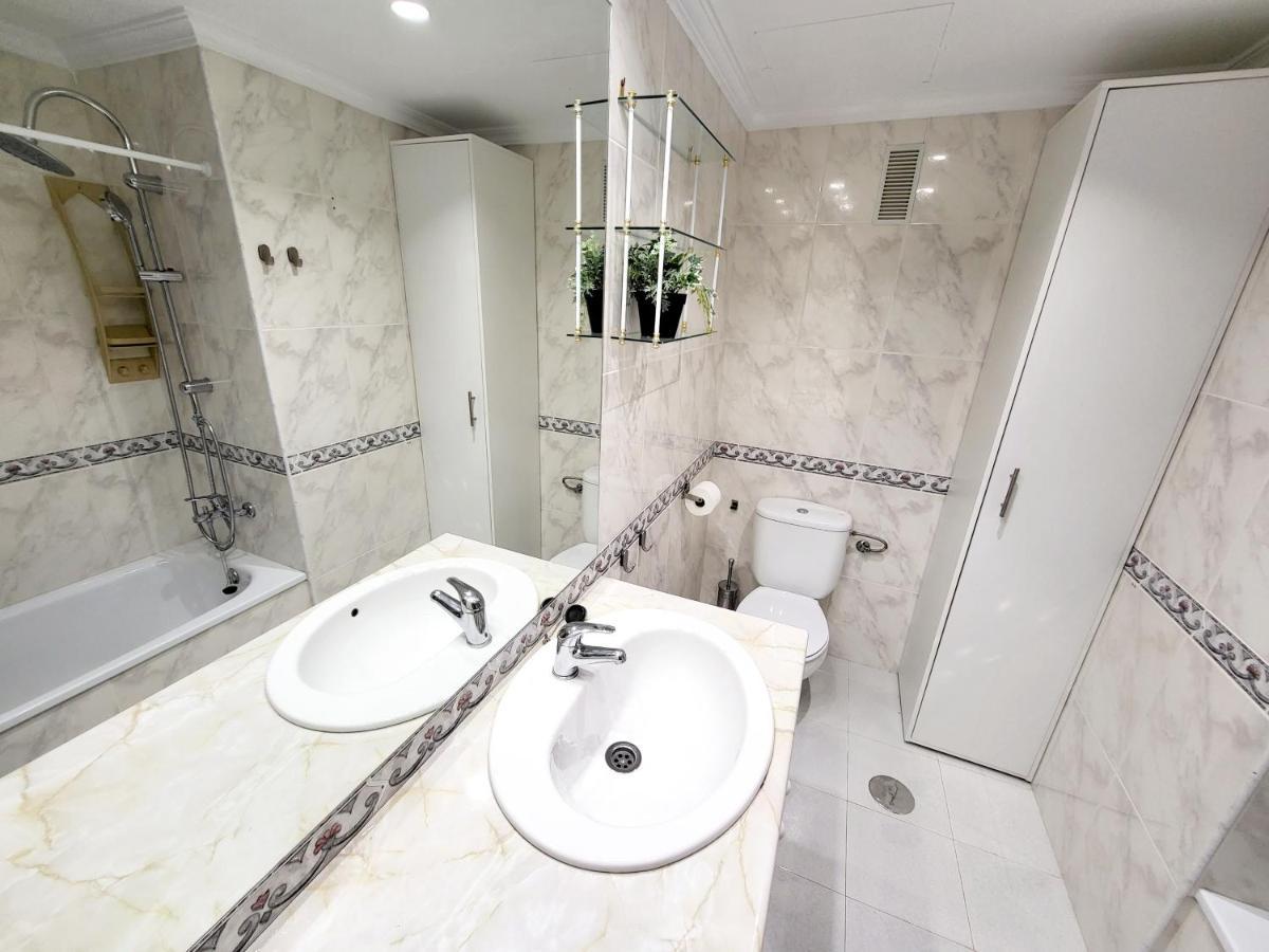 Apartamento Torre De La Roca Actual Torremolinos Dış mekan fotoğraf