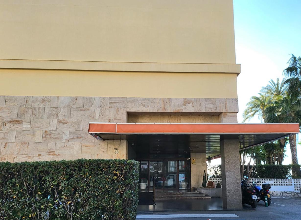 Apartamento Torre De La Roca Actual Torremolinos Dış mekan fotoğraf